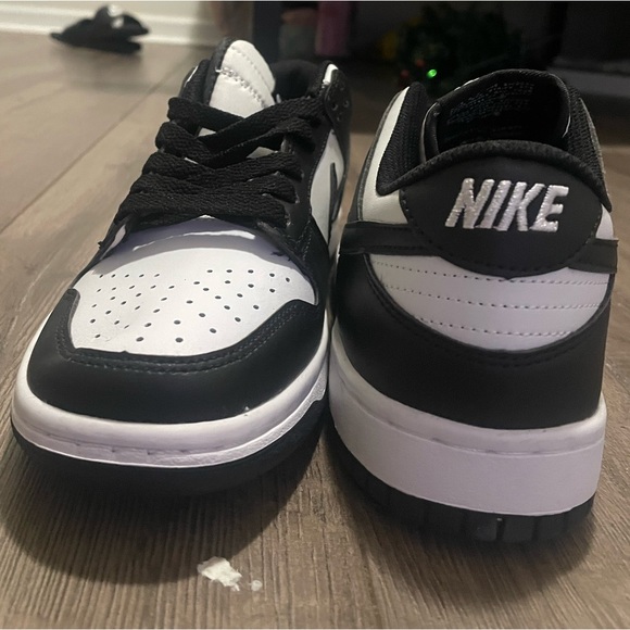 Nike Dunk Low Black & White - Picture 2 of 3
